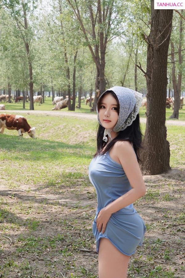   [XiuRen]高清写真图 2024.06.28 No.8777 小薯条nienie 放牛娃主题第27张图片